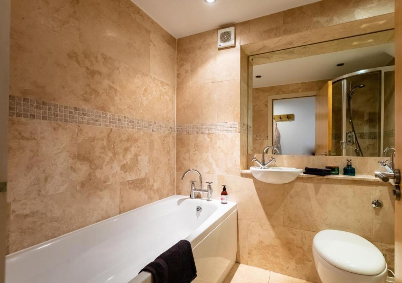 Lux Duplex Apartment 19Th Century Chapel Wakefield Centre Ngoại thất bức ảnh