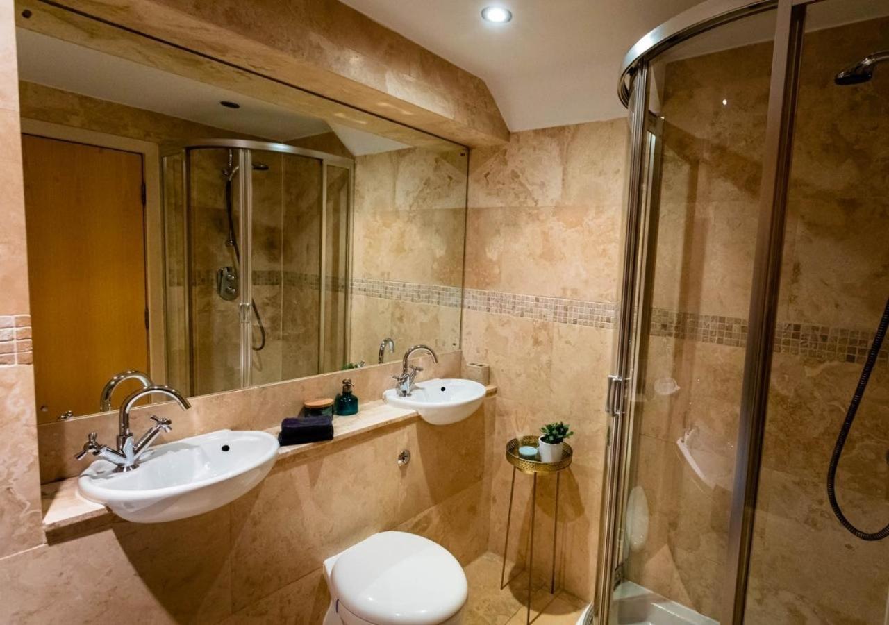 Lux Duplex Apartment 19Th Century Chapel Wakefield Centre Ngoại thất bức ảnh