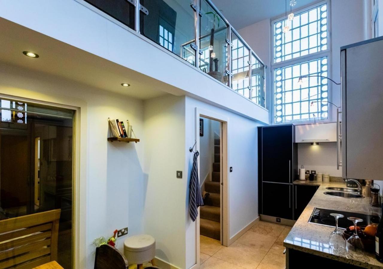 Lux Duplex Apartment 19Th Century Chapel Wakefield Centre Ngoại thất bức ảnh